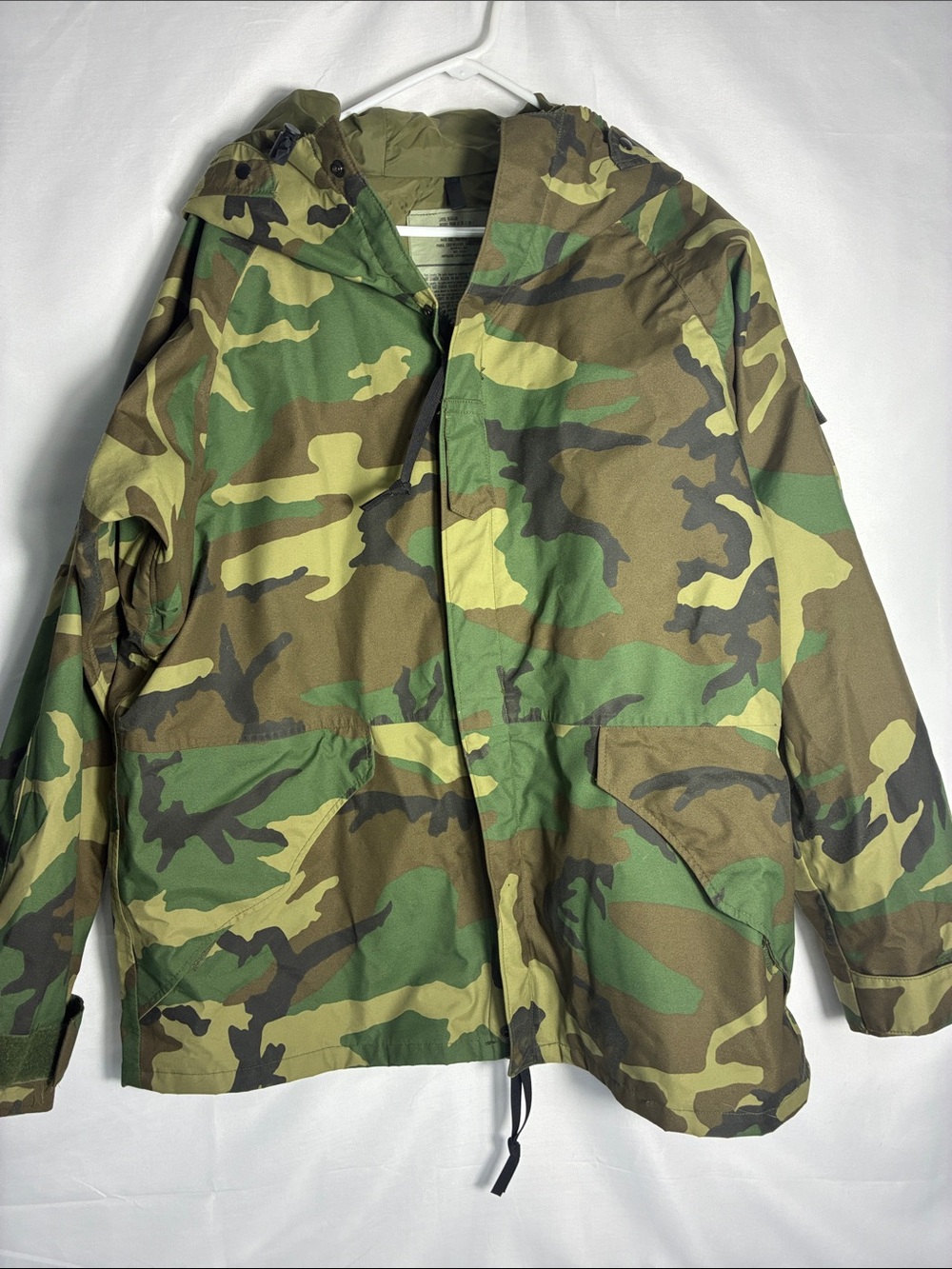 VTG US Military Gen 1 ECWCS Gore-Tex Parka Woodland Camo Jacket from 1992
